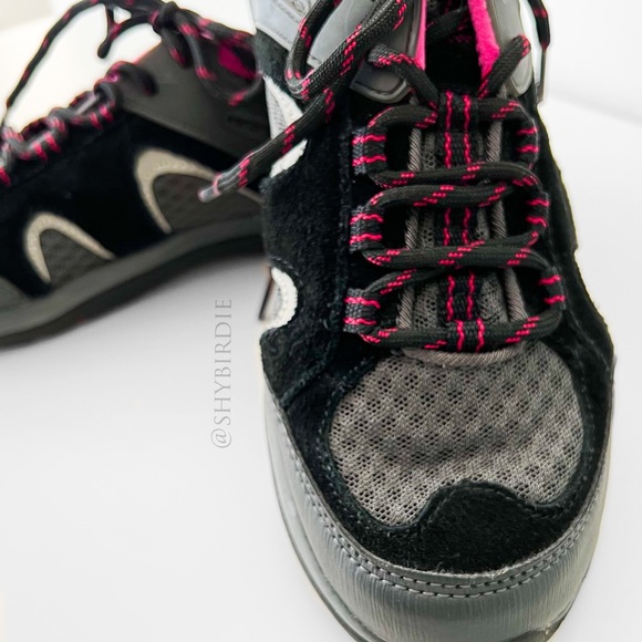 Lands End Trail Hiking Shoes, Wide, Black - Picture 9 of 12